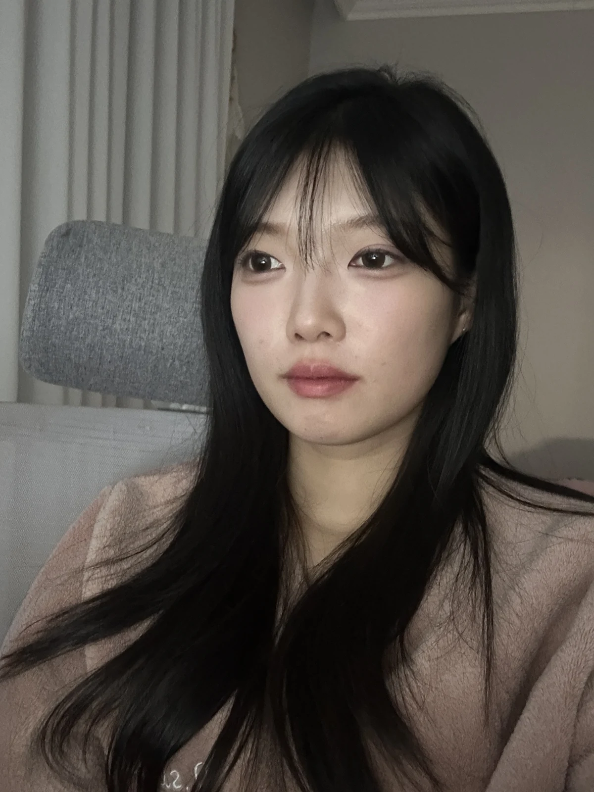 Non-incisional eyelid surgery: first three weeks · Case 048 at Answer Plastic Surgery. Angled view 3 weeks at Answer Plastic Surgery.